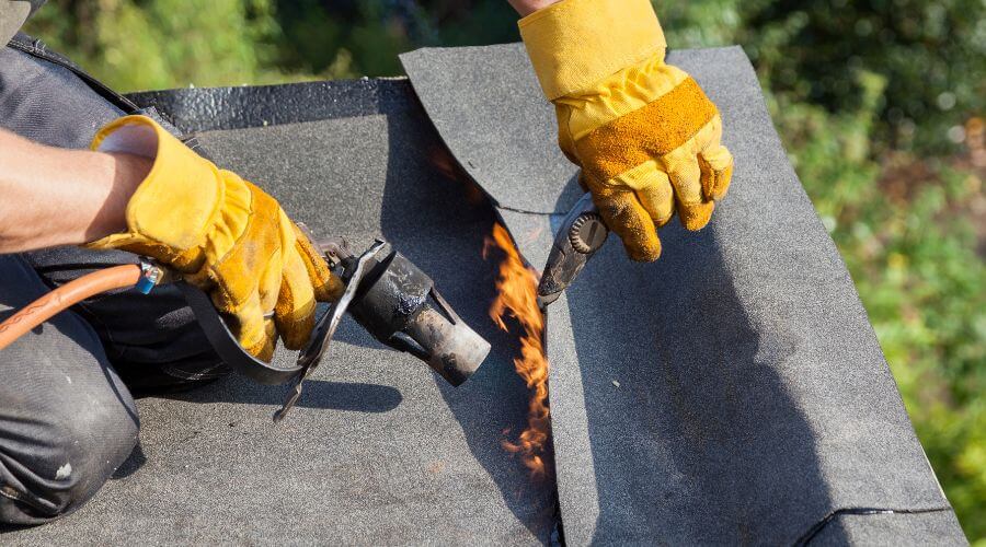Expert Emergency Roof Repairs services in Benton, CA